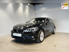 BMW 1-serie - 118i High Executive Automaat|Stoelverwarming|Trekhaak