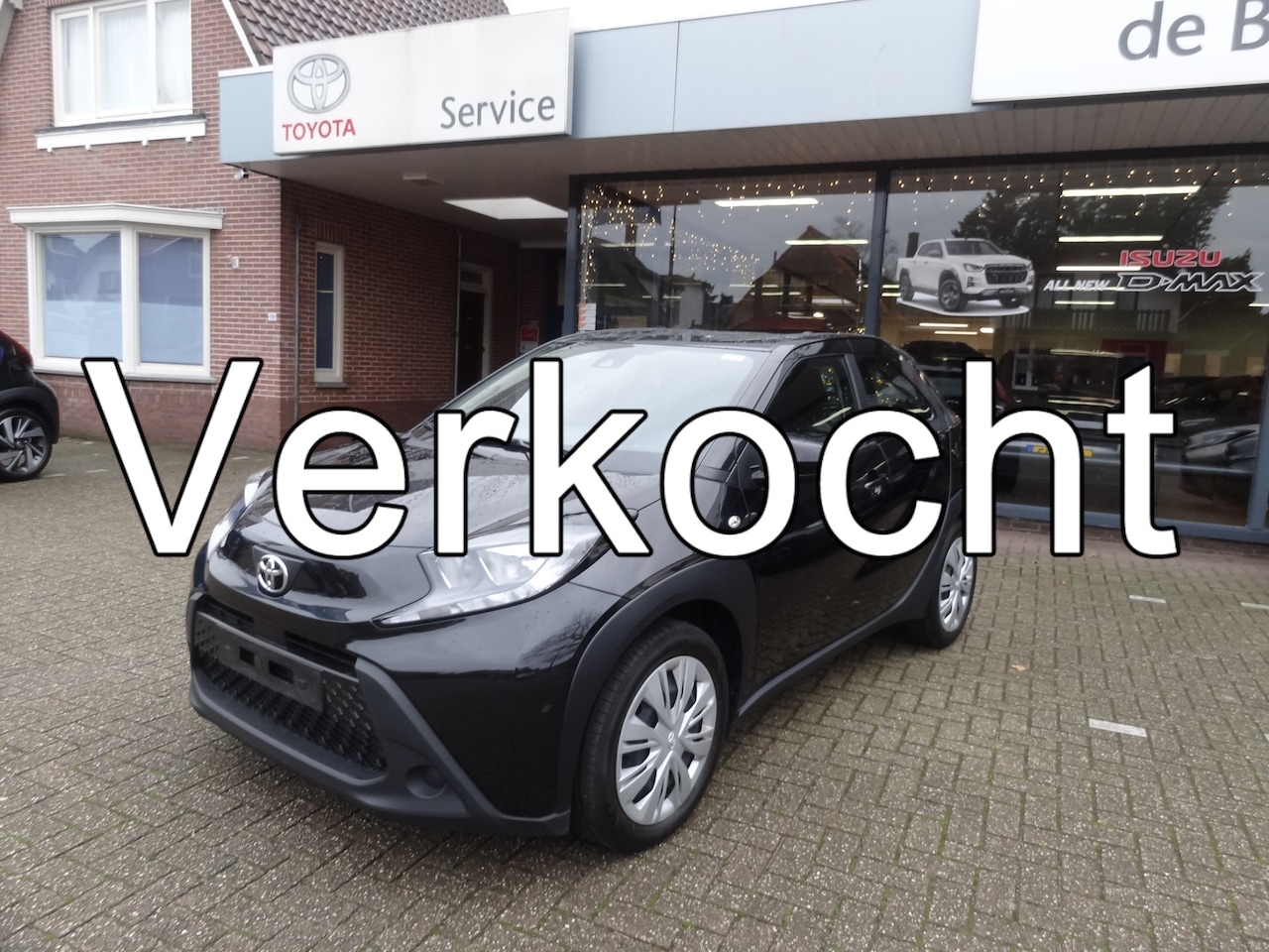 Toyota Aygo X - 1.0 VVT-i Play Automaat cabriodak - AutoWereld.nl