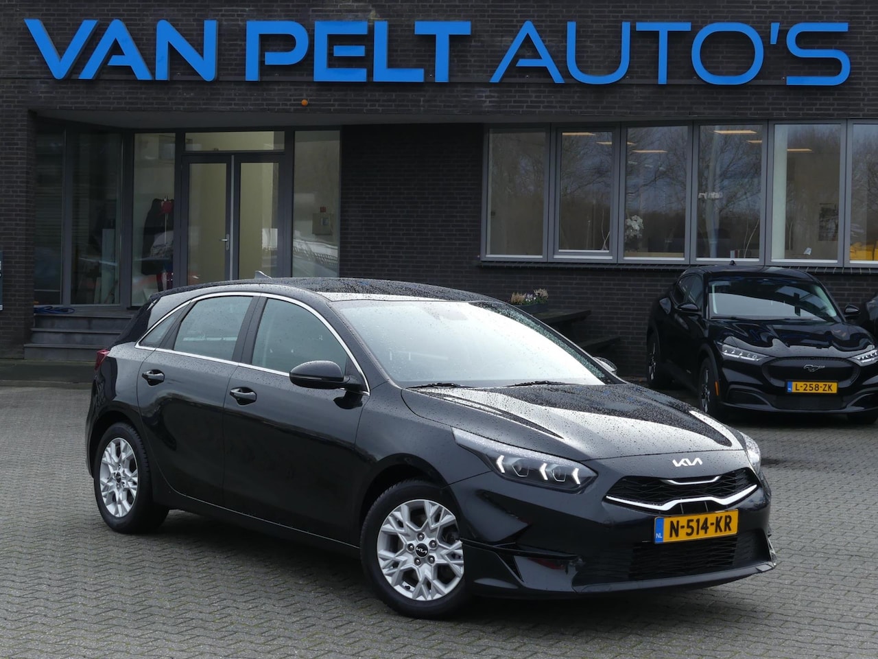 Kia Cee'd - Ceed 1.0 T-GDi DynamicLine / App Connect / Camera - AutoWereld.nl