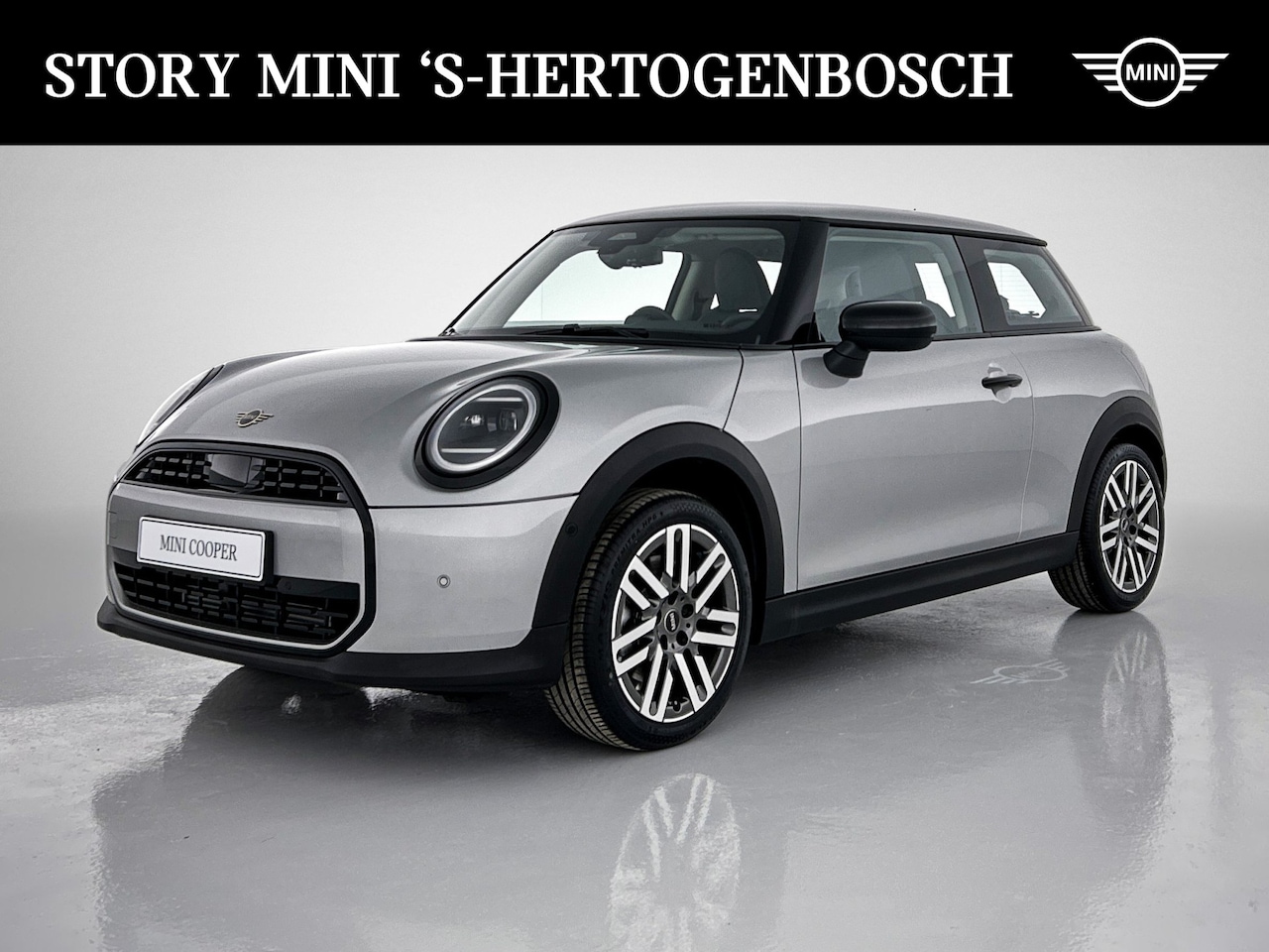 MINI Cooper - Hatchback C Automaat / Classic / Pakket S / 17 inch Parallel Spoke 2-tone - AutoWereld.nl
