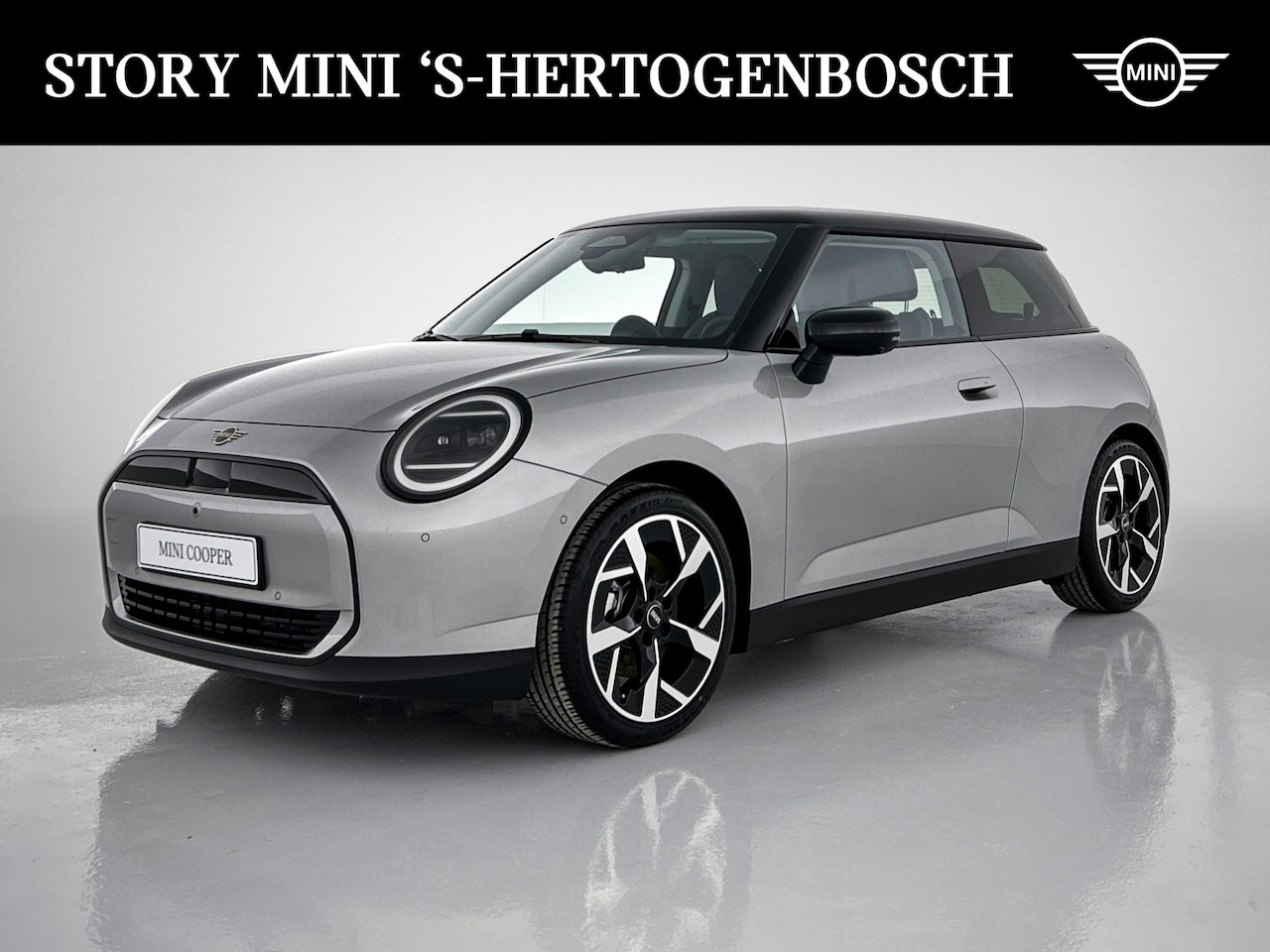MINI Cooper - Hatchback E / Classic / Pakket L / 18 inch Slide Spoke 2-tone - AutoWereld.nl