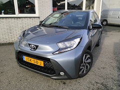 Toyota Aygo X - 1.0 VVT-i MT Pulse two tone