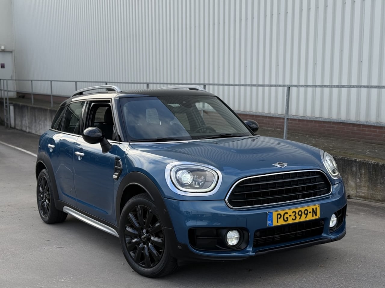 MINI Countryman - 1.5 Cooper | Harmon Kardon | Automaat - AutoWereld.nl