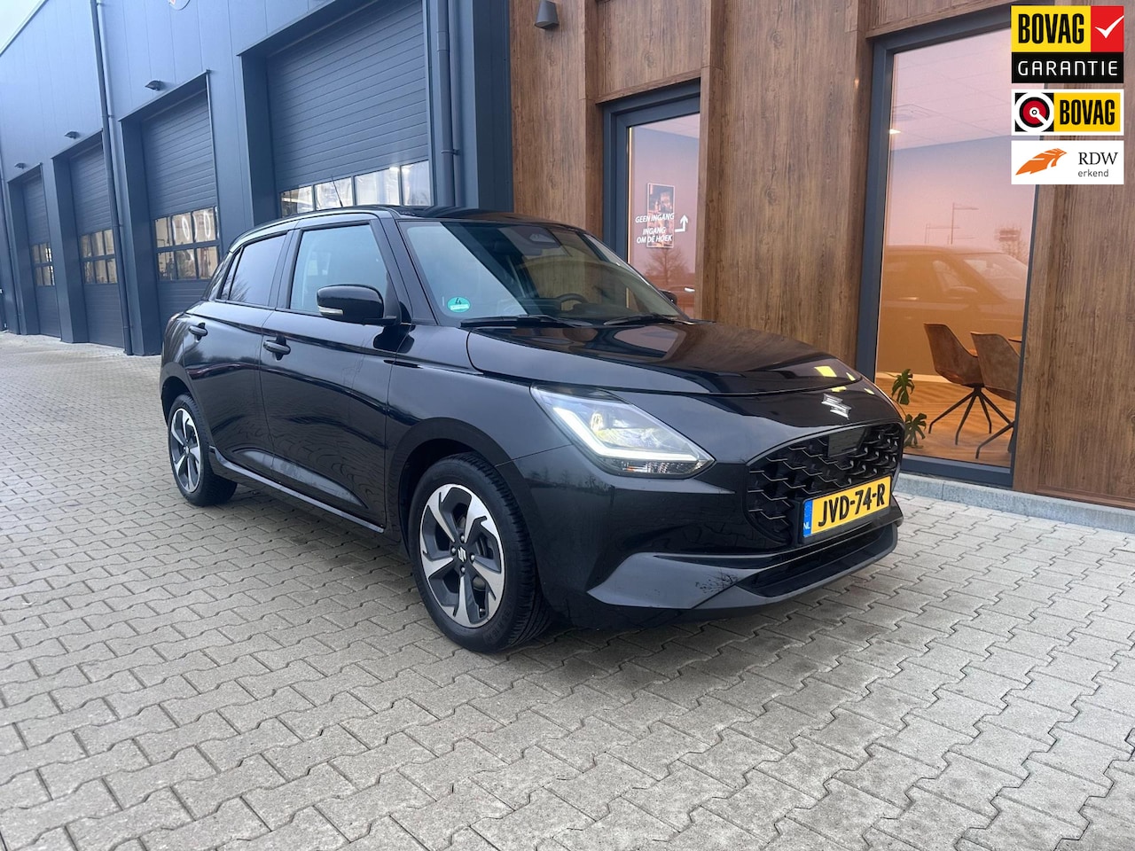 Suzuki Swift - 1.2 Style ACC l keyless l camera l stoelverwarming - AutoWereld.nl