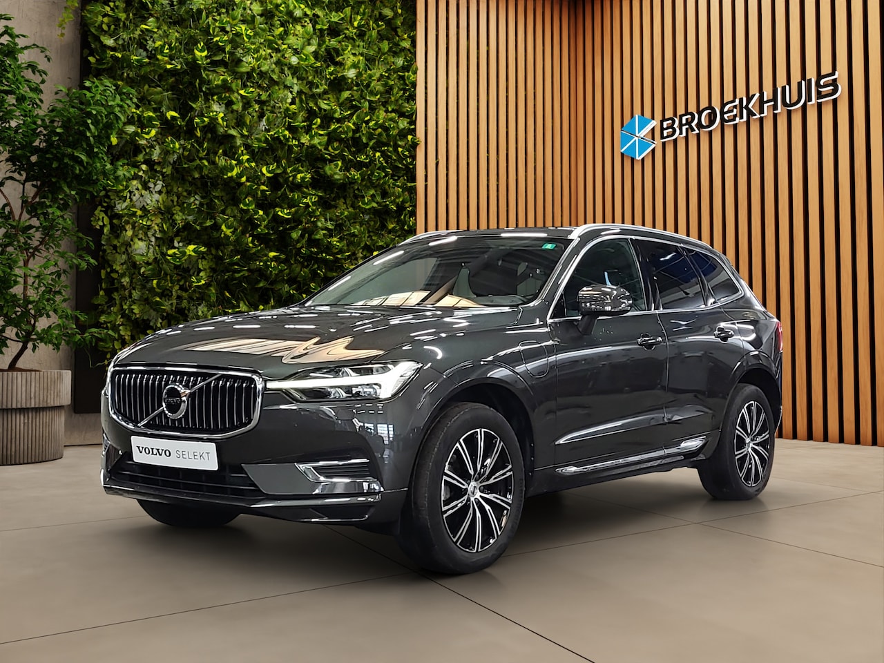 Volvo XC60 - 2.0 Recharge T8 AWD Inscription Harman&Kardon Stoel&Stuurverwarming Pilotassist Leder - AutoWereld.nl