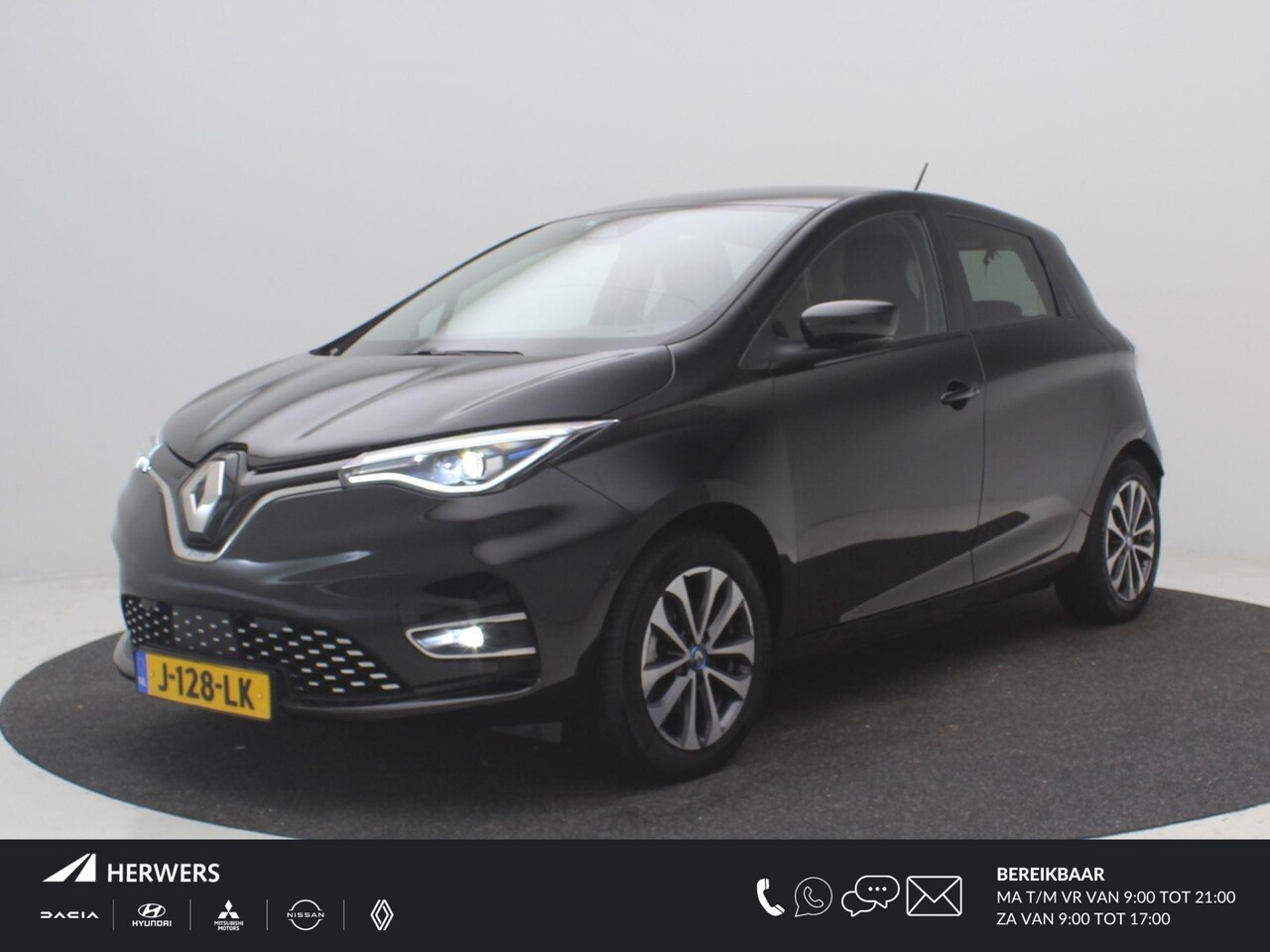 Renault Zoe - R135 Intens Business 52 kWh / Warmtepomp / Trekhaak / Stoel en Stuurverwarming / SoH 86% - AutoWereld.nl