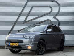 Mitsubishi Outlander - 2.0 PHEV Instyle 2e Eigenaar, Navi, Schuifdak, Trekhaak, Camera, Clima, Cruise, PDC, N.A.P