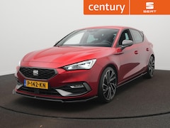 SEAT Leon - 1.5 eTSI FR Business Intense Apple Carplay/Android Auto - Clima - Dodehoek detectie - Auto