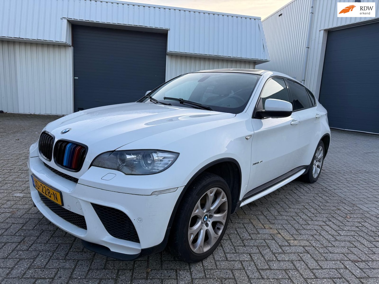BMW X6 - XDrive50i / Motorproblemen / Start wel - AutoWereld.nl