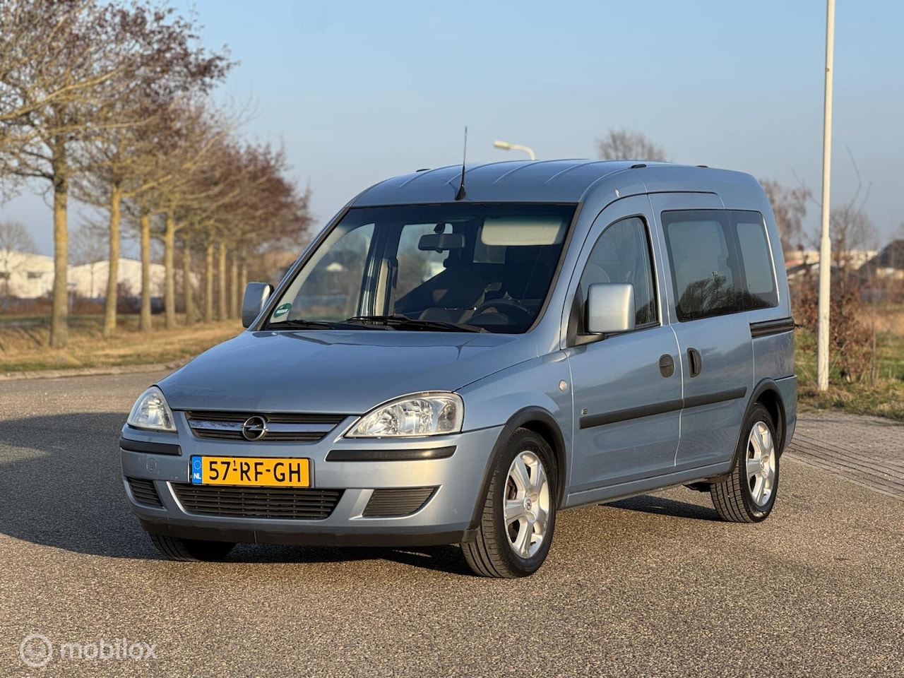 Opel Tour - 1.4-16V Njoy Airco - AutoWereld.nl