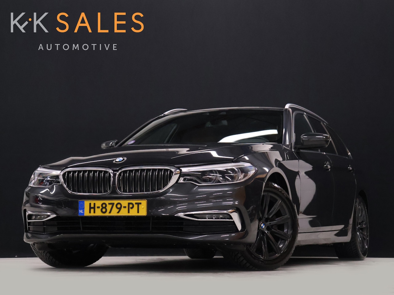 BMW 5-serie Touring - 520i M Sport [CAMERA, APPLE CARPLAY, MEMORY SEATS, M STUURWIEL,TREKHAAK WEGKLAPBAAR,  ANDR - AutoWereld.nl