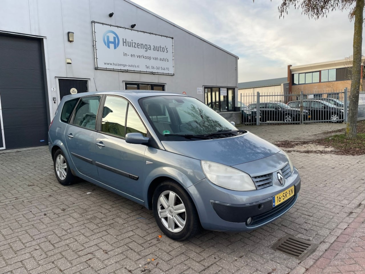Renault Grand Scénic - 2.0-16V Business| 7PRS| CLIMA| MET APK| EXPORT! - AutoWereld.nl