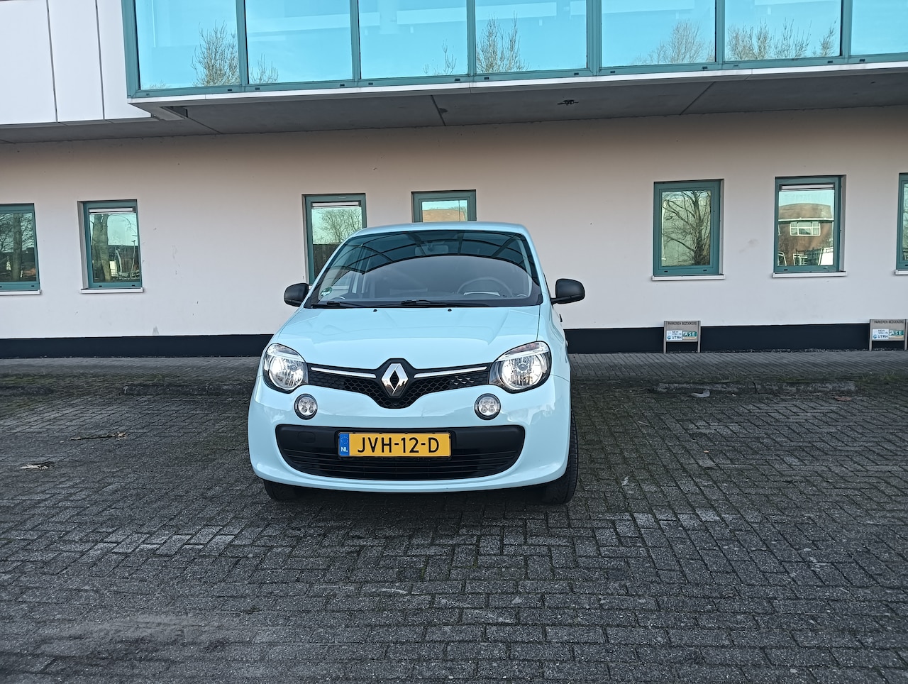 Renault Twingo - 1.0 SCe Collection Airco .Cruise control. Stuurbekrachtiging. Topstaat. - AutoWereld.nl