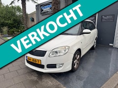 Skoda Fabia Combi - 1.4-16V Sport AIRCO Met lichte Schade