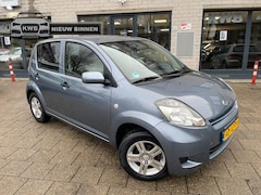 Daihatsu Sirion 2 - 1.0-12V Premium Airco Nieuwe apk NAP