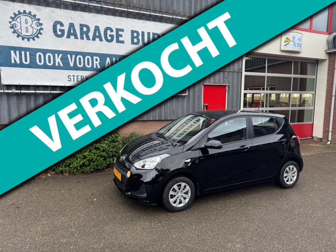 Hyundai i10 - 1.0i Comfort 32000 KM Navi - AutoWereld.nl