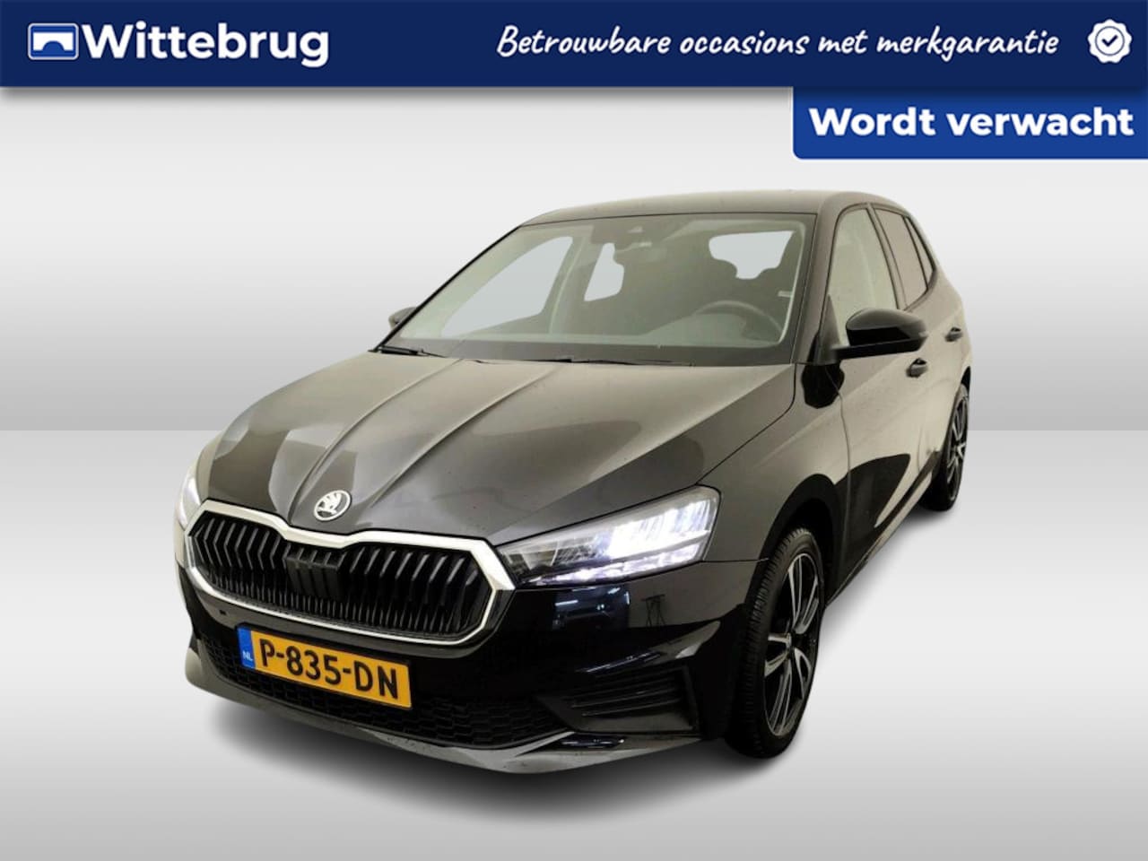 Skoda Fabia - 1.0 TSI Ambition / 16.000 KM/ PARK. SENSOREN/ LED/ AIRCO/ 17" LMV - AutoWereld.nl