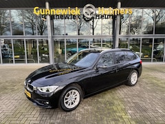 BMW 3-serie Touring - 318i | CAMERA | CLIMA | CRUISE | LED | NAVI | PDC V&A | TREKHAAK