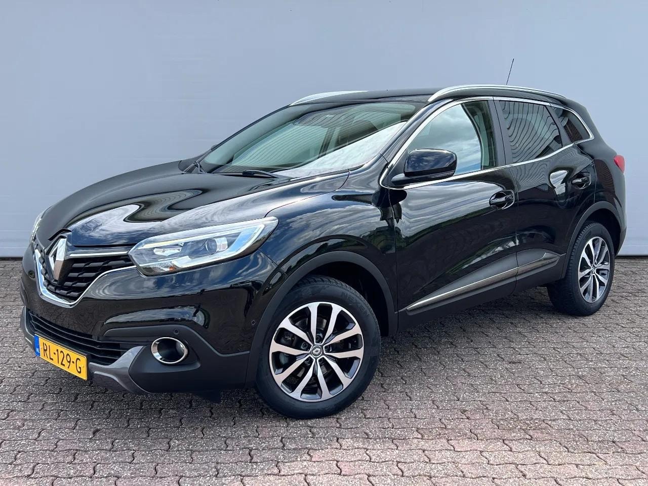 Renault Kadjar - 1.2TCe 130 PK | Intens | 1e eigenaar! | Org. NL auto! | NAP - AutoWereld.nl