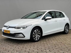 Volkswagen Golf - 1.4 eHybrid PHEV 204 PK | SOH 92% | Style | Trekhaak | Keyless | Camera | Carplay | Virtua