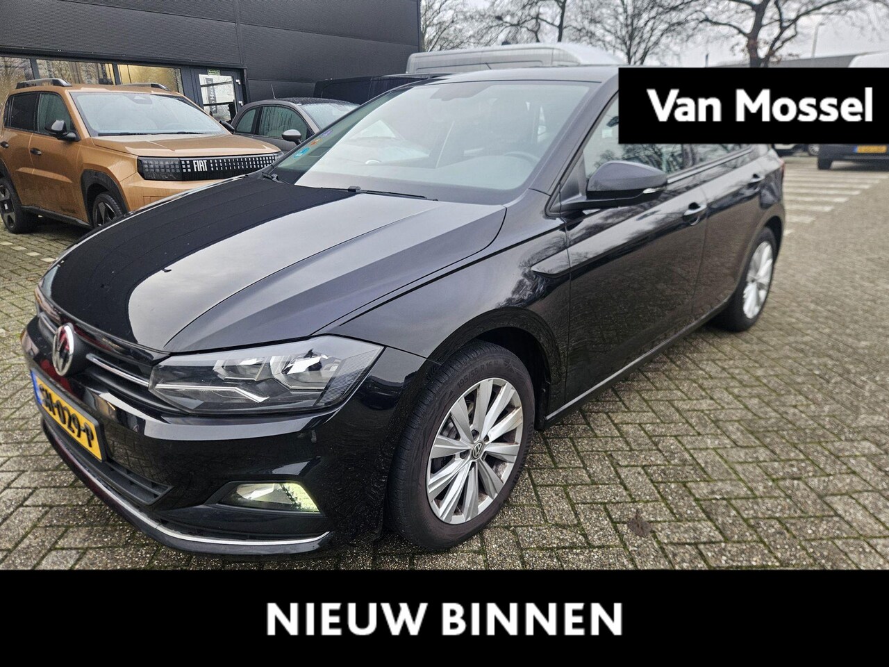 Volkswagen Polo - 1.0 TSI Highline | 95 PK | Navigatie | Apple Carplay | Climatronic (Automatische Airco) | - AutoWereld.nl