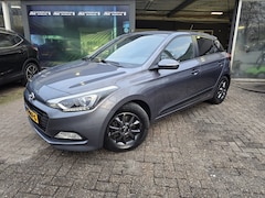 Hyundai i20 - 1.0 T-GDI Black Edition | 2E EIGENAAR | 12MND GARANTIE | CAMERA | NAVI | CRUISE |