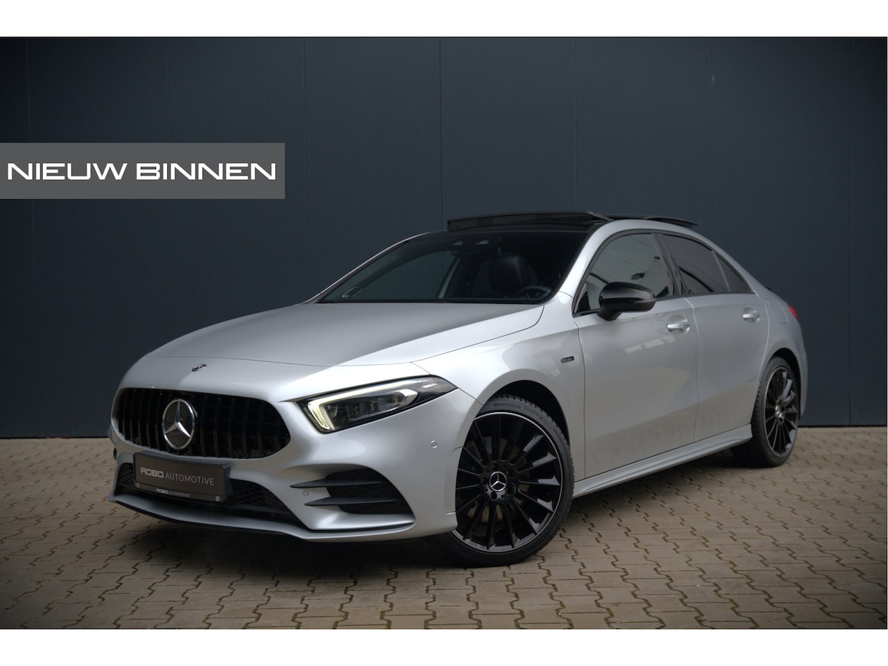 Mercedes-Benz A-klasse - 250 e Advantage AMG | Panoramadak | Burmester | Stoelverwarming | Memory Seat | Cruise Con - AutoWereld.nl