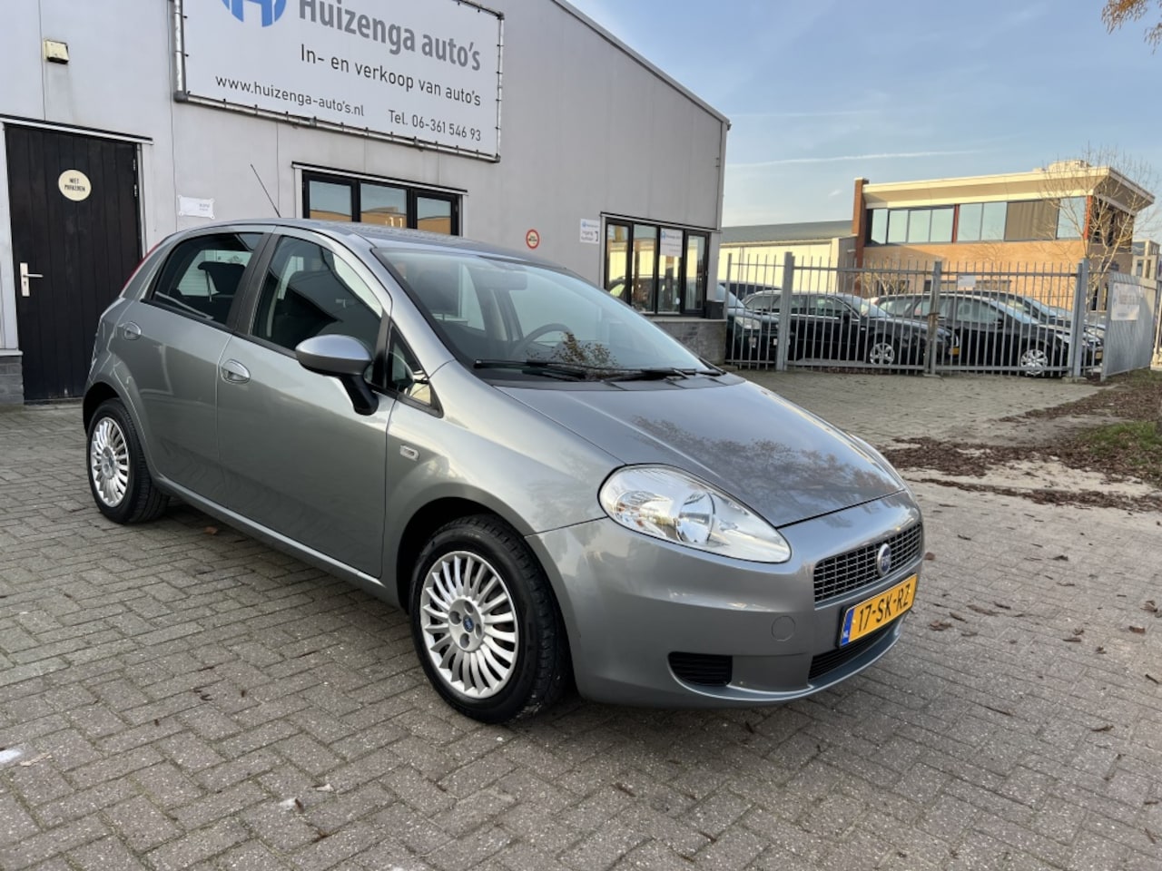 Fiat Grande Punto - 1.4 Active| 5DRS| CLIMA| APK:17-02-2027 - AutoWereld.nl