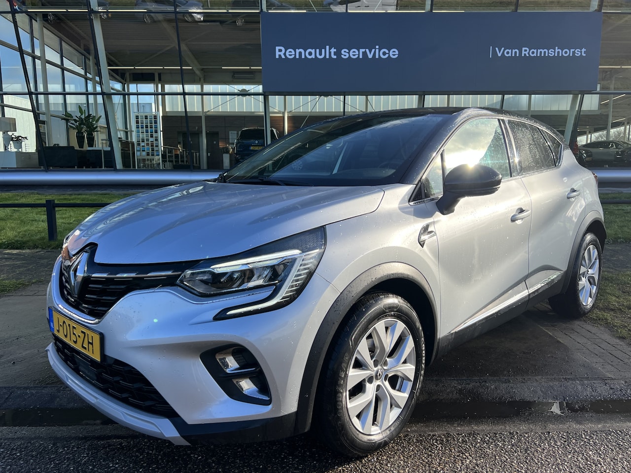 Renault Captur - 1.0 TCe 100PK Intens / Dealer onderhouden / Cruise / Climate / Parkeersensor / Applecarpla - AutoWereld.nl