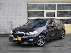BMW 1-serie - 116i Automaat 5drs Sport Business Edition BJ2021 Lmv 17" | Led V+A | Pdc | Navi | Dashboar