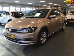 Volkswagen Polo - 1.0 TSI Highline PDC v/a Clima Navigatie