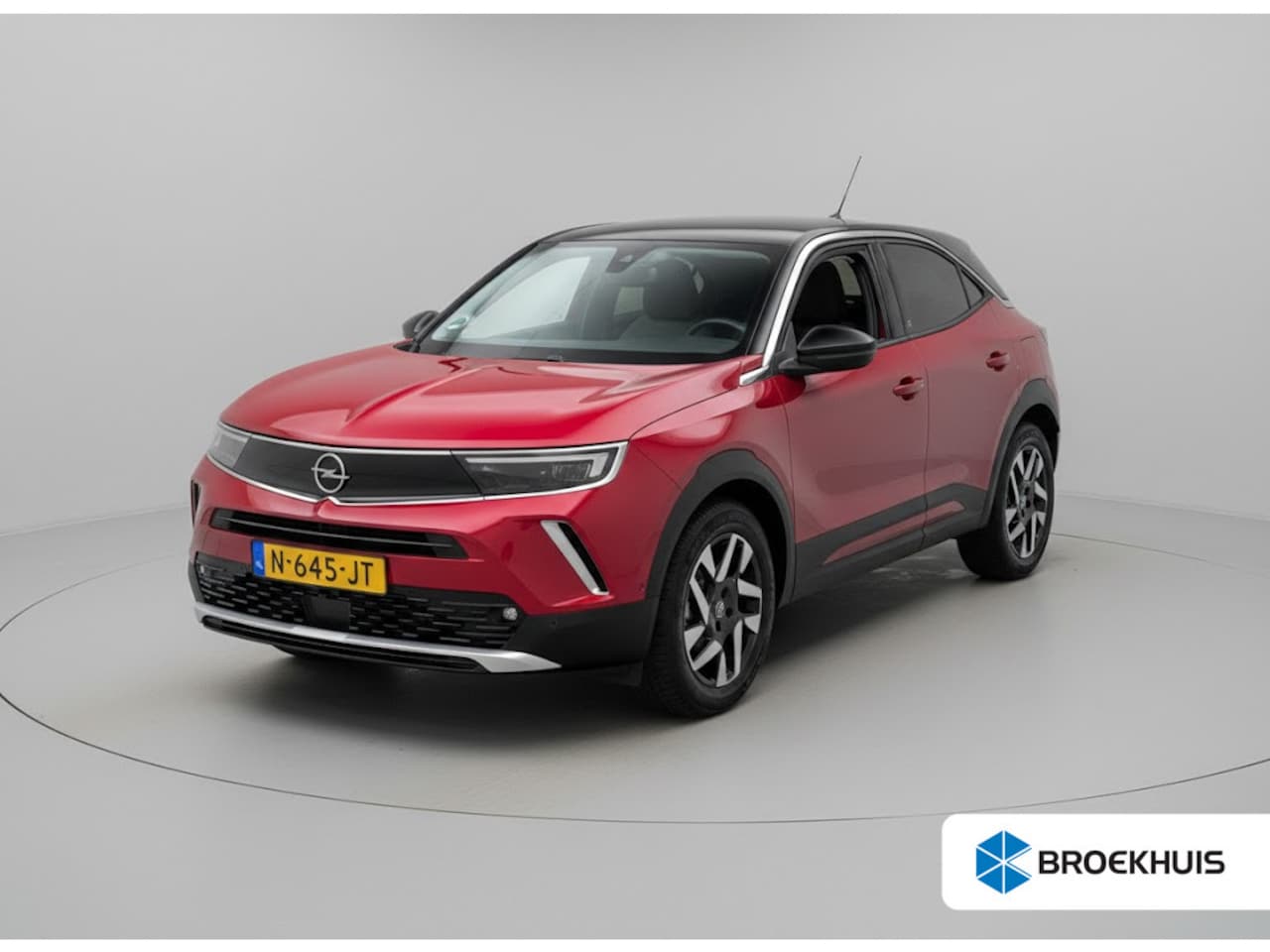 Opel Mokka-e - Business Elegance 50-kWh 11kw bl. | 3-Fase | Trekhaak | Navi | LED | Clima | Camera | Crui - AutoWereld.nl