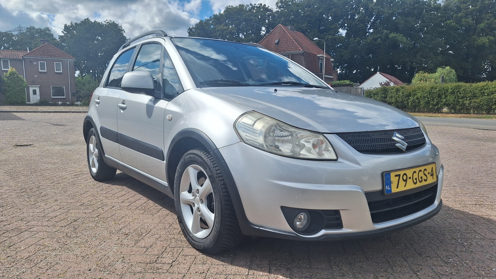 Suzuki SX4 - 1.6 Shogun rijd ook op gas - AutoWereld.nl