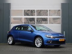 Volkswagen Scirocco - 1.4 TSI DSG 161pk Clima/Cruise/Stoelverwarming/Bi-Xenon/PDC/Leder/RadioCD.AUX/18"LM/GoedOn