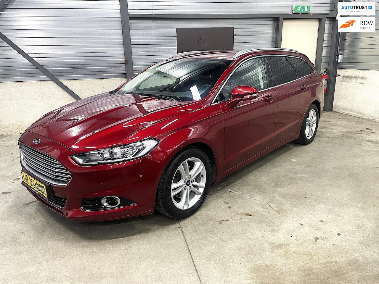 Ford Mondeo Wagon - 2.0 Titanium 1ste eigenaar dealer onderhouden trekhaak - AutoWereld.nl
