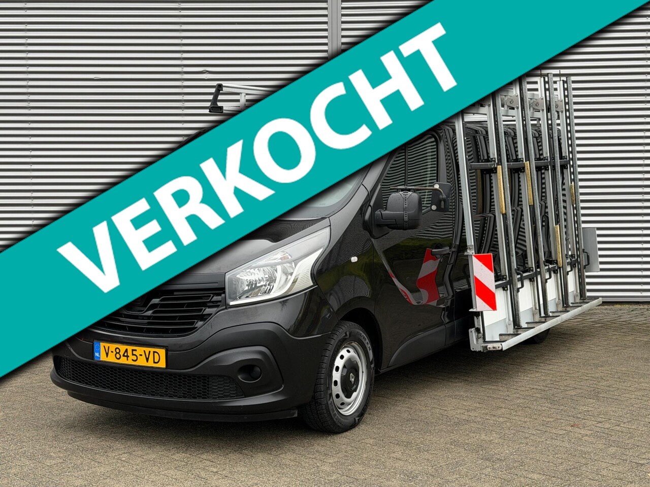 Renault Trafic - 1.6 dCi L2H1 125 Airco/ Cruise/ Navi/ PDC/ Trekhaak/ - AutoWereld.nl