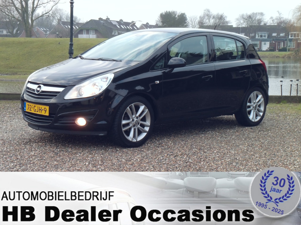 Opel Corsa - 1.4-16V Cosmo - Airco - AutoWereld.nl