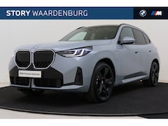 BMW X3 - 30e xDrive M Sport Automaat / Panoramadak / Trekhaak / Sportstoelen / Stoelventilatie / Co