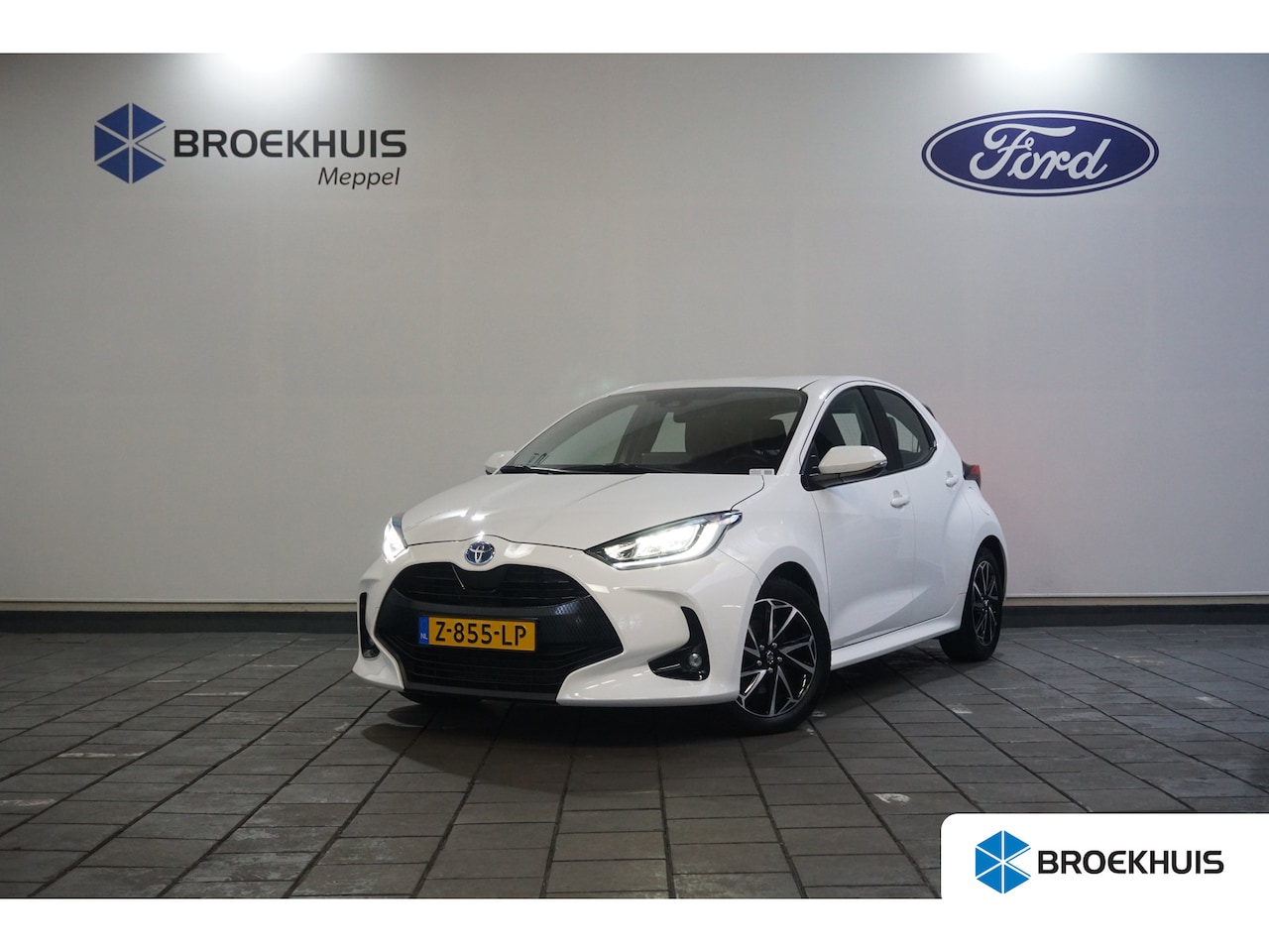Toyota Yaris - 1.5 Hybrid Dynamic | Achteruitrijcamera - AutoWereld.nl