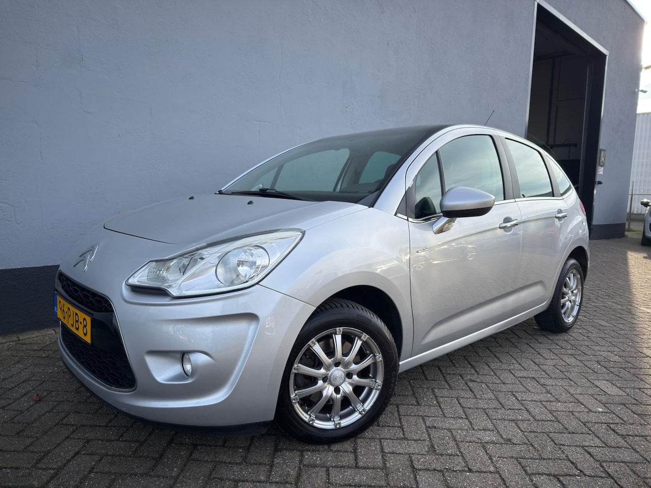 Citroën C3 - 1.6 VTi Exclusive Automaat - Climate Control - AutoWereld.nl