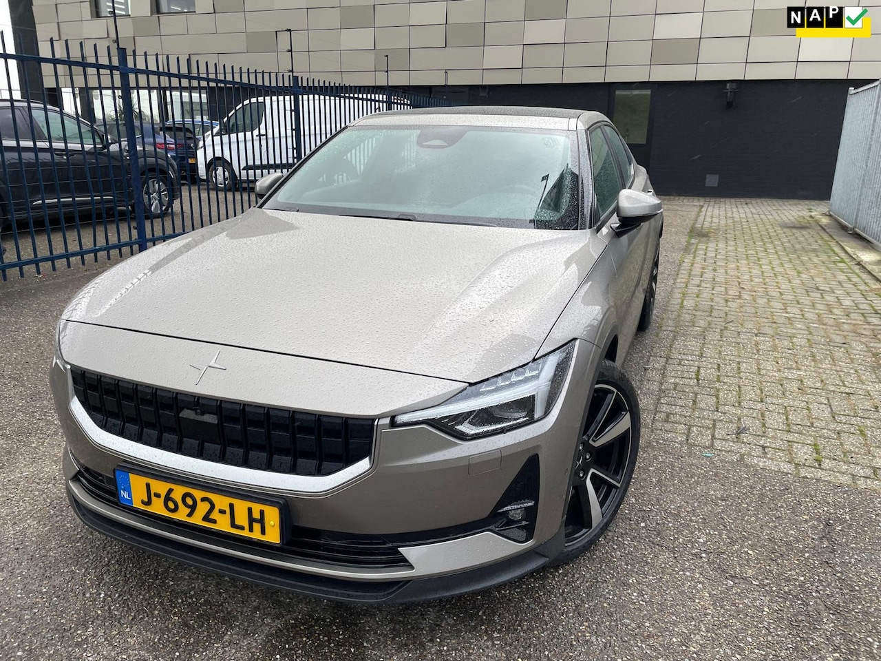 Polestar 2 - Long Range Dual Motor PANO ECC NAVI SPORT STOELEN LMVLaunch Edition 78kWh - AutoWereld.nl