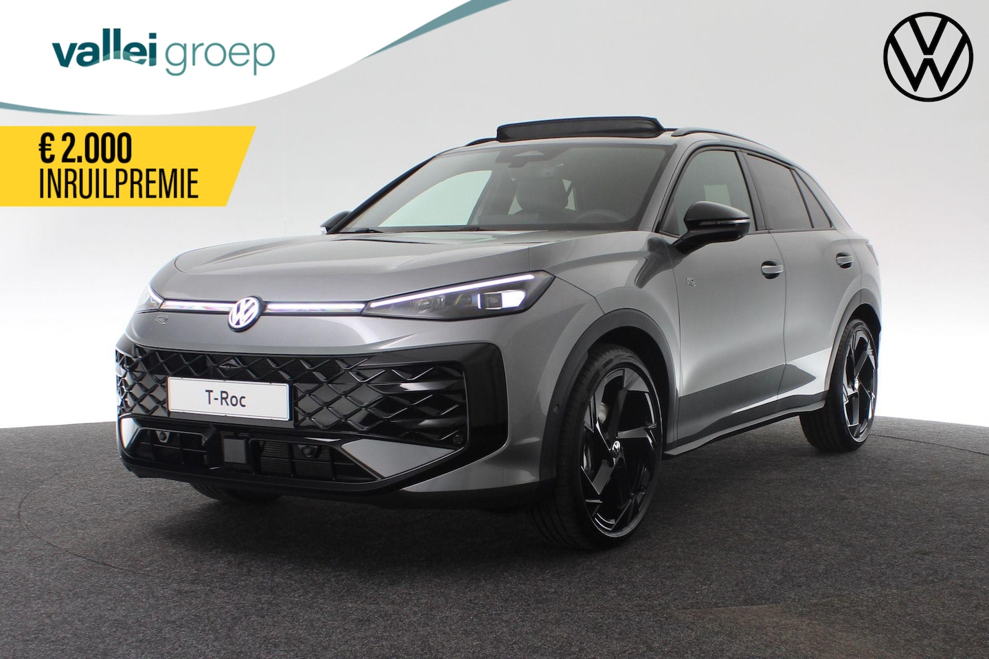 Volkswagen T-Roc - R-Line First Edition 1.5 eTSI 110 kW / 150 pk - AutoWereld.nl