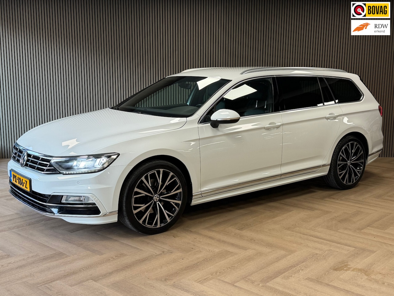 Volkswagen Passat Variant - 1.4 TSI Highline Business R AUT. ERGOCOMFORT NAVIGATIE STOELVERWARMING PDC KEYLESS-GO CRUI - AutoWereld.nl