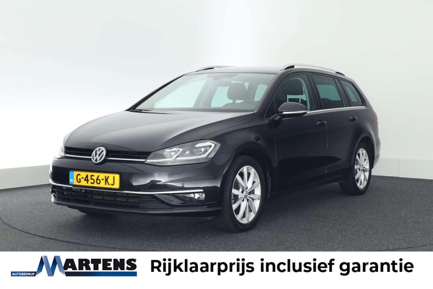 Volkswagen Golf - 1.5 TSI 150pk DSG Highline Trekhaak Stoelverwarming Navigatie Adaptive Cruise Controle - AutoWereld.nl