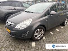 Opel Corsa - 1.4-16V Design Edition | Airco | Audio-navigatiesysteem | Cruise control