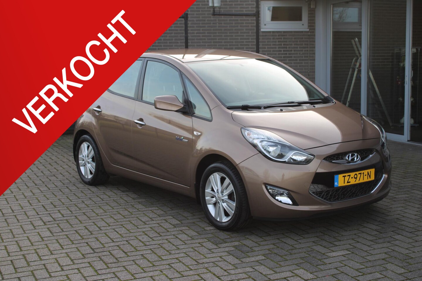 Hyundai ix20 - 1.4i i-Vision Clima/Cruise/Pdc Incl Garantie! - AutoWereld.nl
