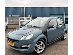 Smart Forfour - 1.1 pulse |5Drs | 1 Jaar lang APK |LM Velgen | EL Ramen | Airco | Radio |
