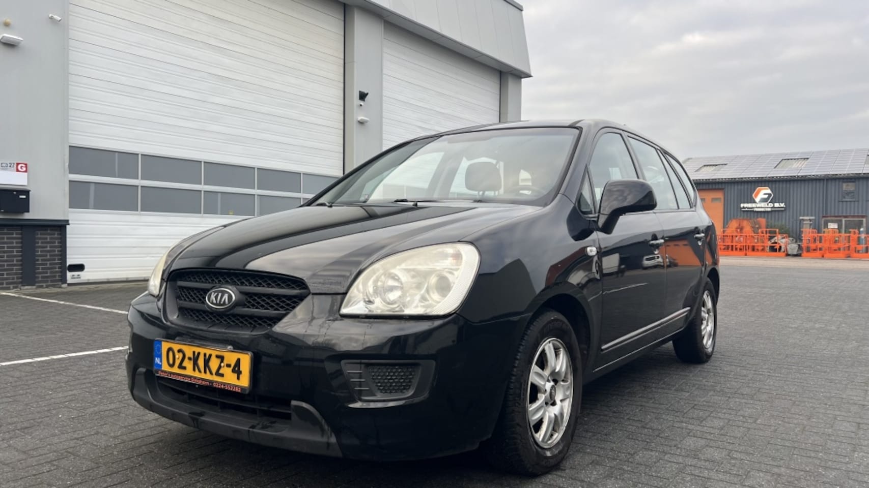 Kia Carens - 2.0 CVVT X-tra 2.0 CVVT X-tra - AutoWereld.nl