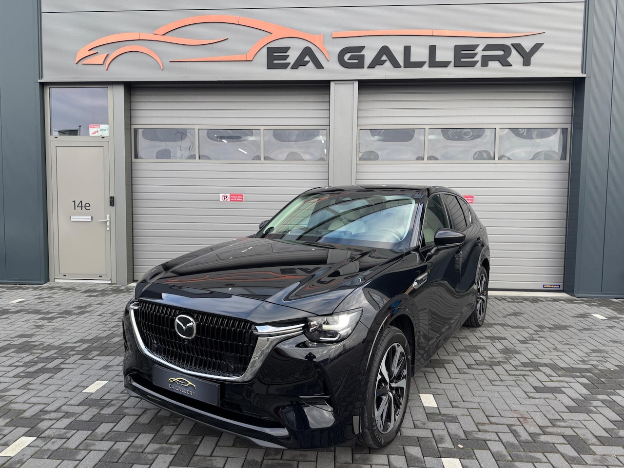 Mazda CX-60 - 2.5 e-SkyActiv PHEV Takumi 327PK 4WD BOMVOL - AutoWereld.nl