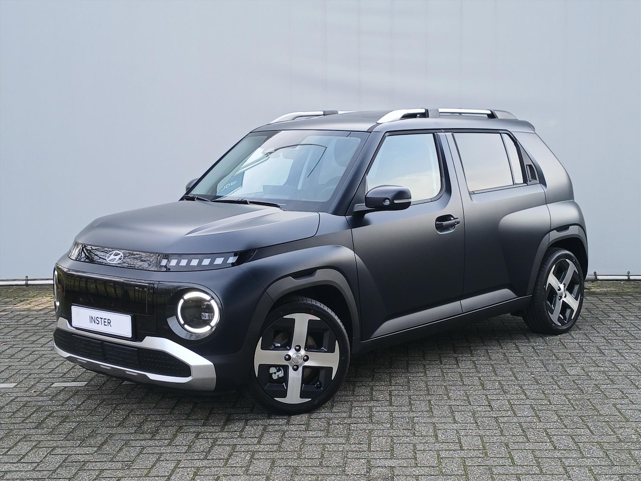 Hyundai Inster - 49 kWh 115pk 4-zits Evolve Sky // Direct Leverbaar - AutoWereld.nl